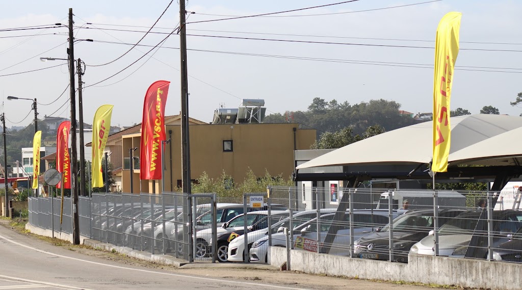 Stand de Automóveis em Canelas