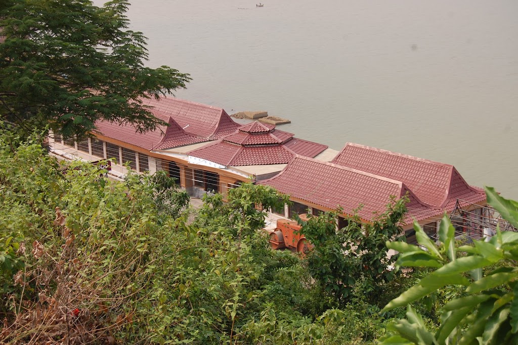 Abhay Hotel Resorts