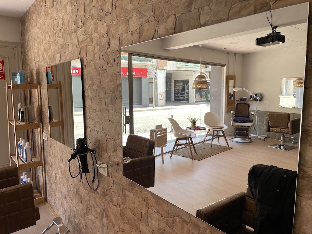 Alba Formacio i Perruqueria — Interior