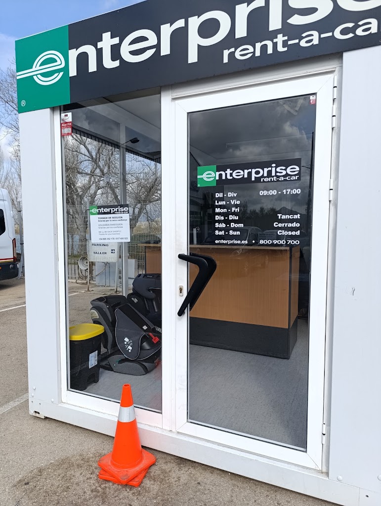 Enterprise Alquiler de Coches y Furgonetas - Amposta — Exterior