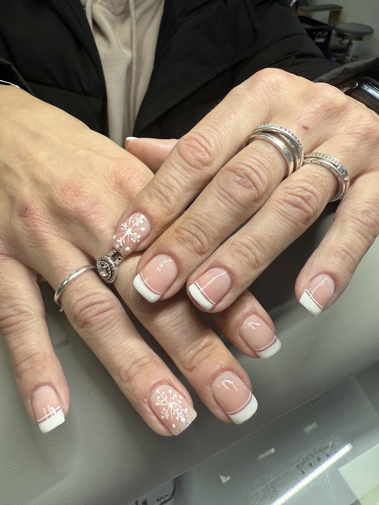 Kaylen | Centro de Bienestar y Belleza — Manicura