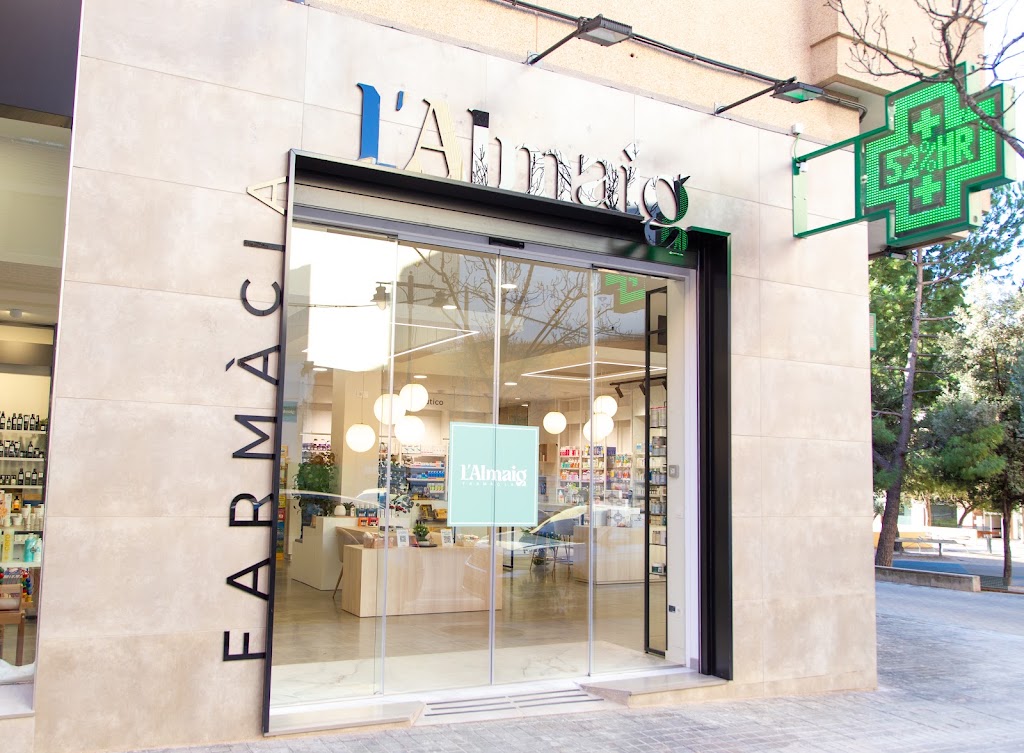 Farmacia L' Almaig — Del propietario