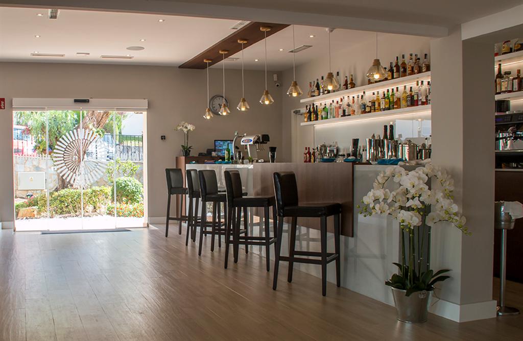 La Solana Bar & Restaurant — Ambiente