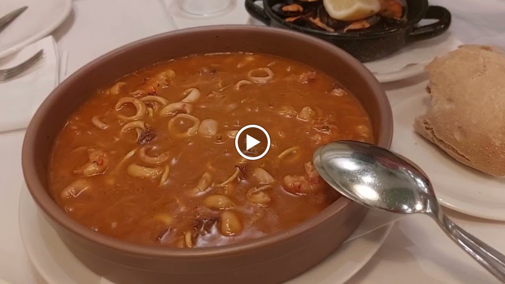 Restaurante Sidreria El Pedreru — Videos