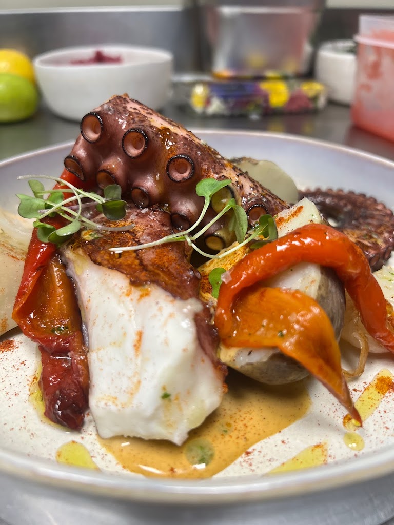 Voci Gastrovinoteca — Comida y bebida