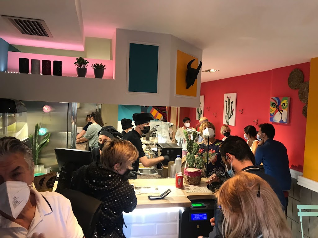 TOTOPO Barakaldo Mexican Food