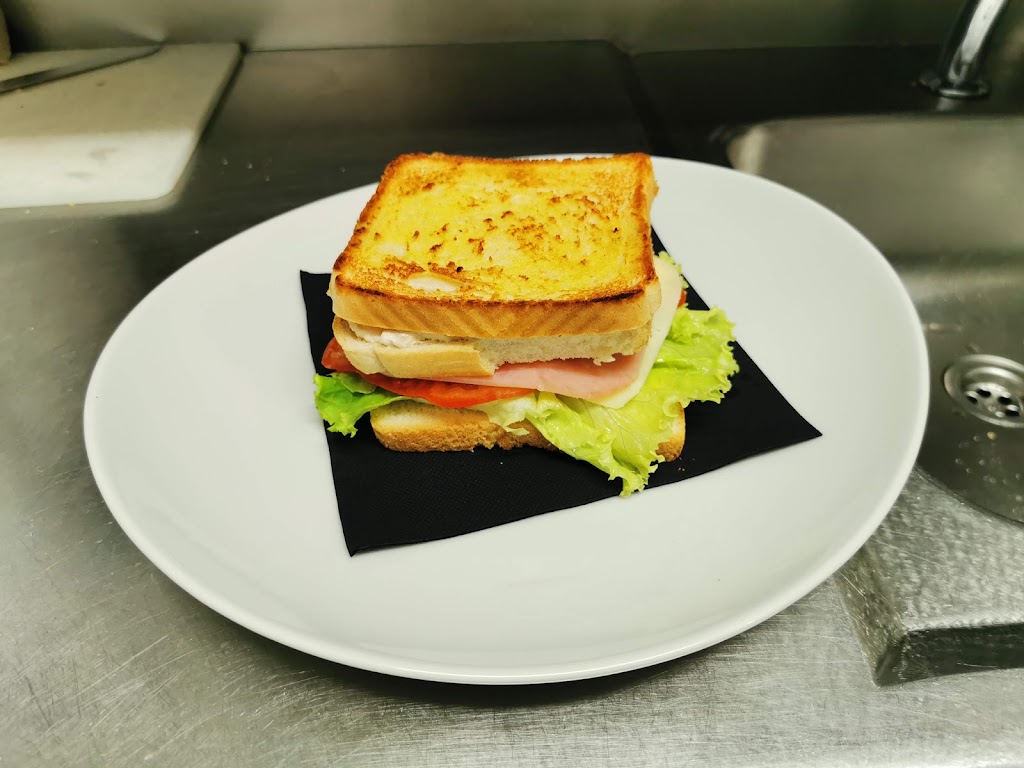 Cafe Oddo — Comida y bebida