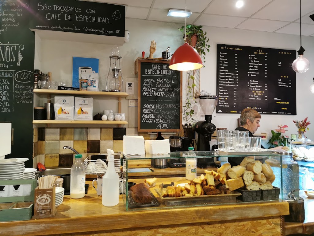 Primero Cafe — Ambiente