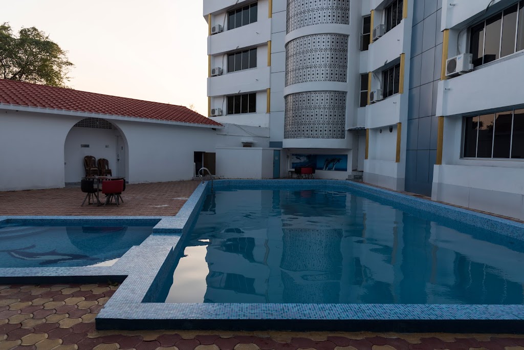 Rajhans Hotel Resort