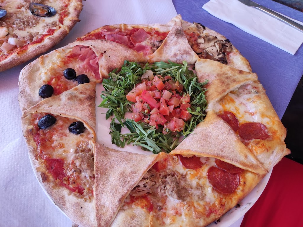 Pizzeria Da Canio Candelaria — Comida y bebida