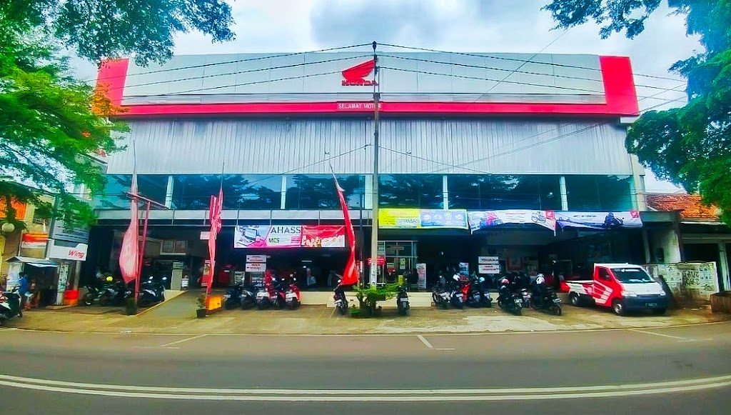 Deler Honda motor Selamat Lestari Mandiri - Selamat Motor PALABUHANRATU