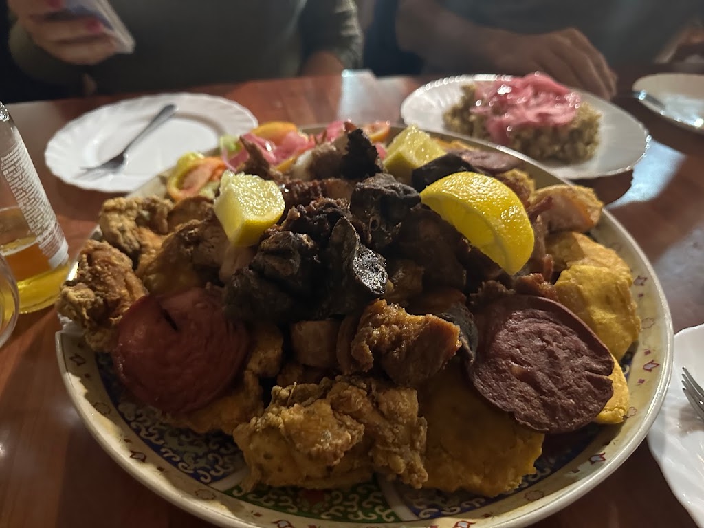 Mi Rosa Restaurante Dominicano — Picada