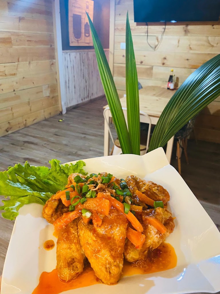 Warung Indostar (Restaurante indonesia) — Comida y bebida