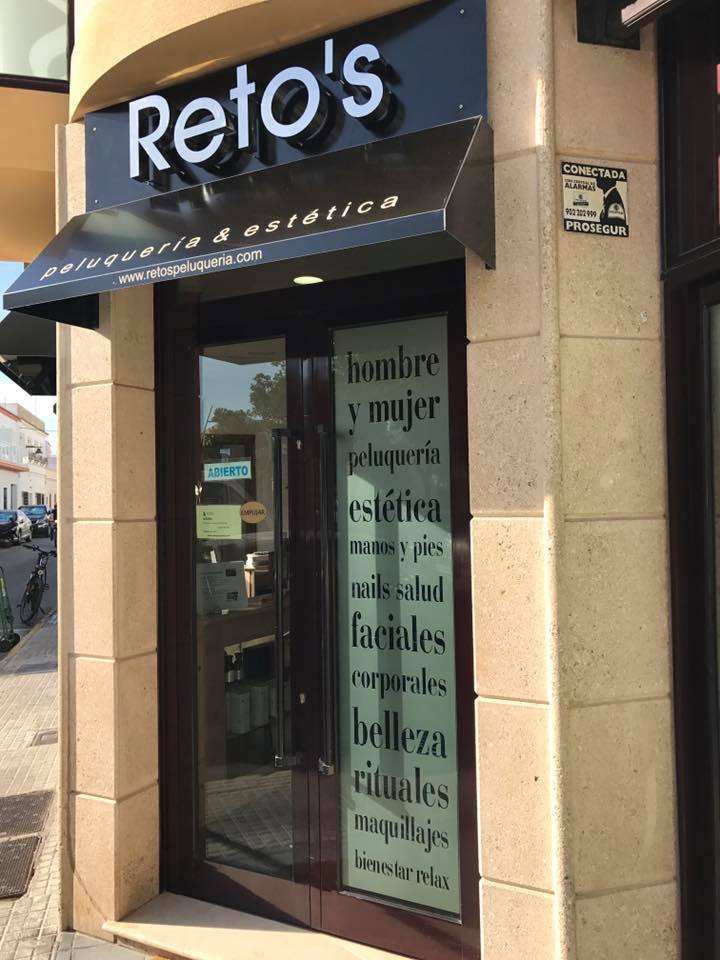 Peluqueria y Estetica Retos Chipiona — Exterior