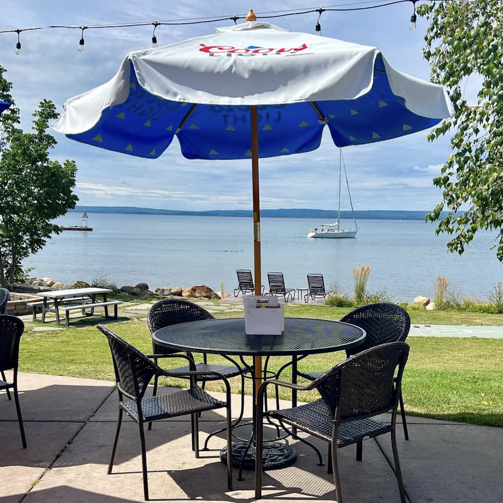  The Pub Restaurant & Wine Bar