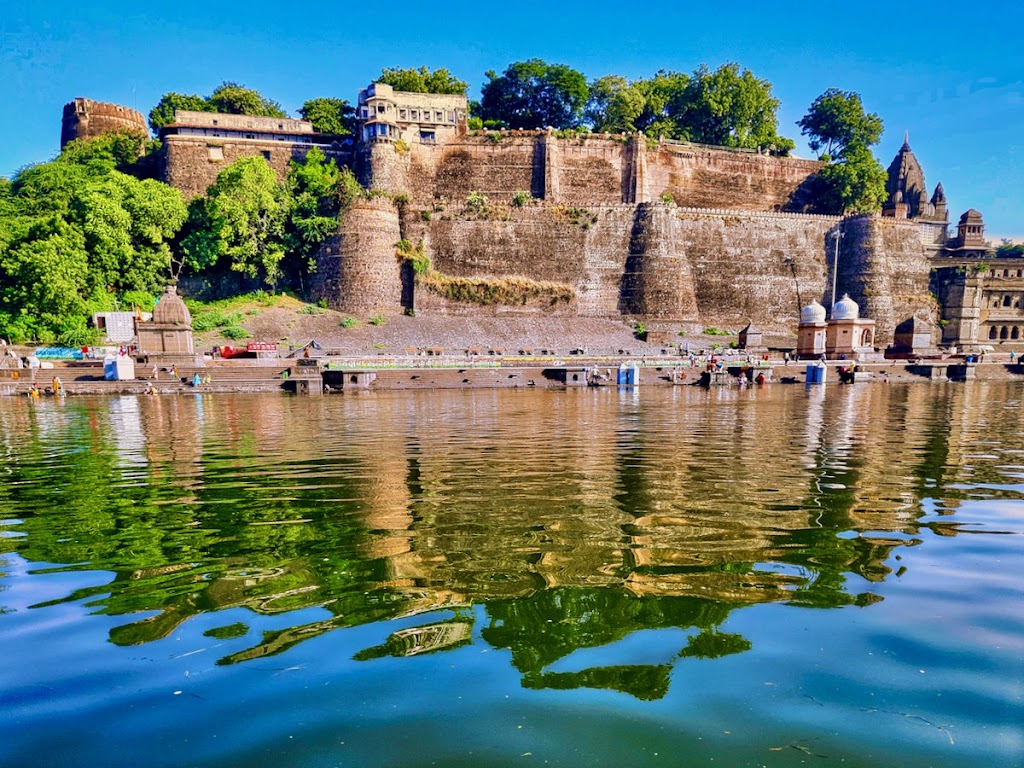 Hotel Shivalay Palace Best Hotel In Maheshwar