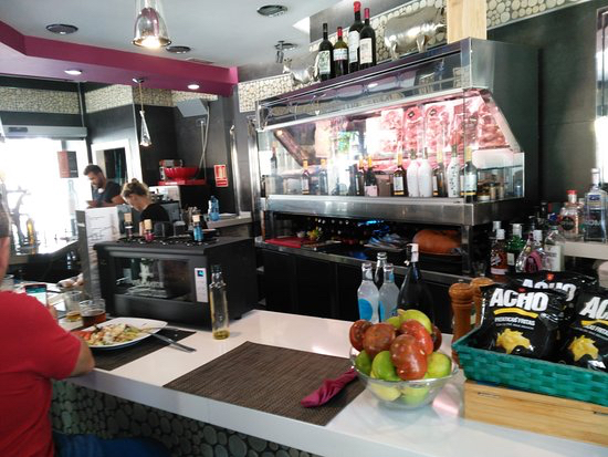 La Muralla Restaurante — Ambiente