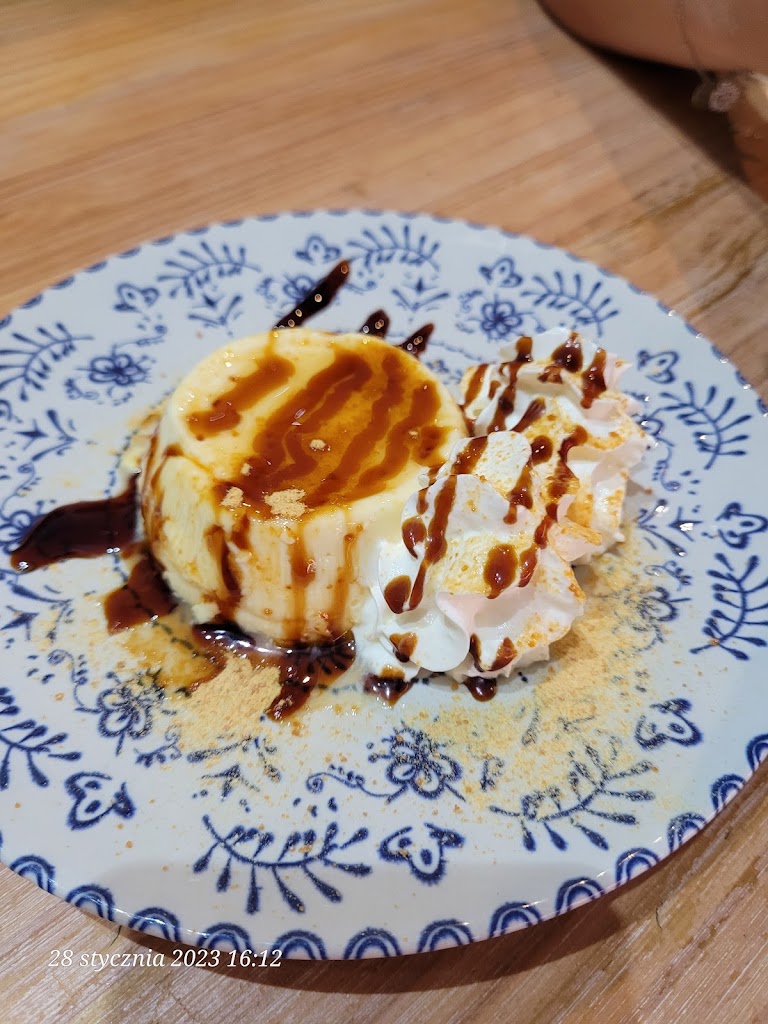 CAFETERIA&MESON EL CAMINO — Flan