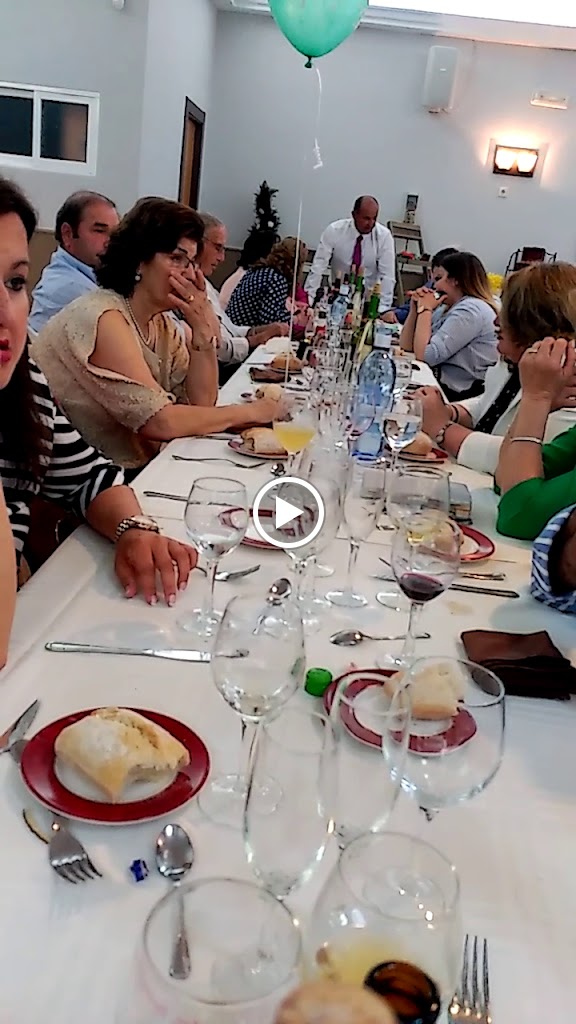 Salones Venecia — Comida y bebida