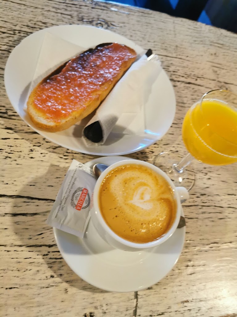 La Mariposa Cafebar — Del propietario