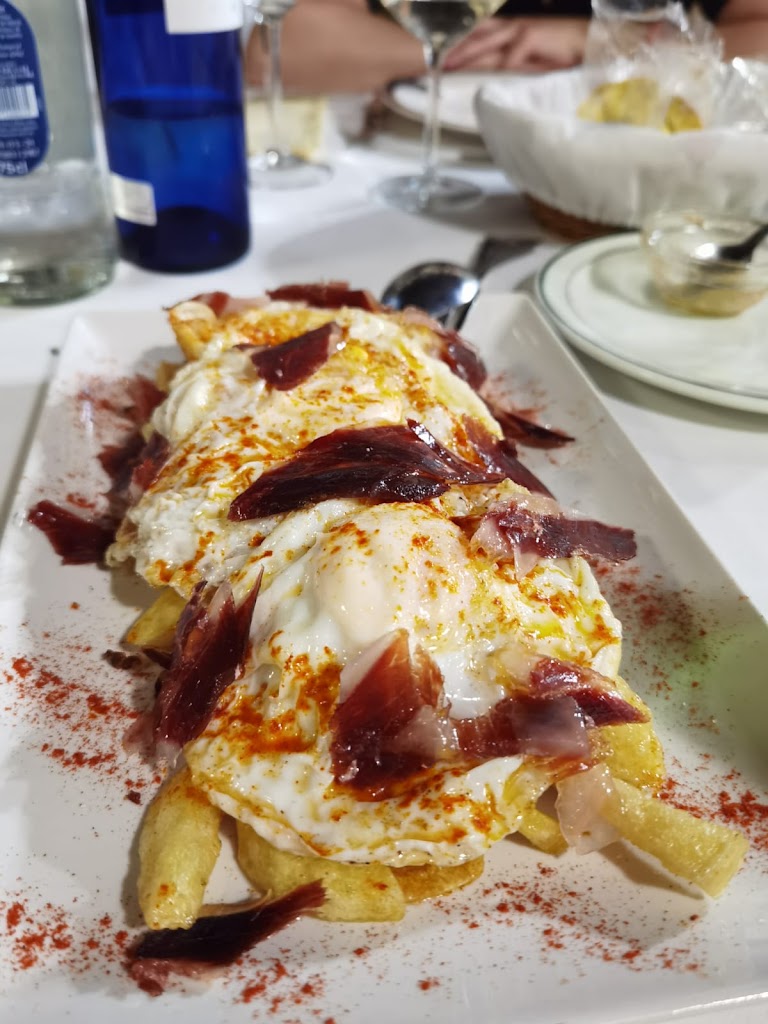Taberna el Remojo — Comida y bebida