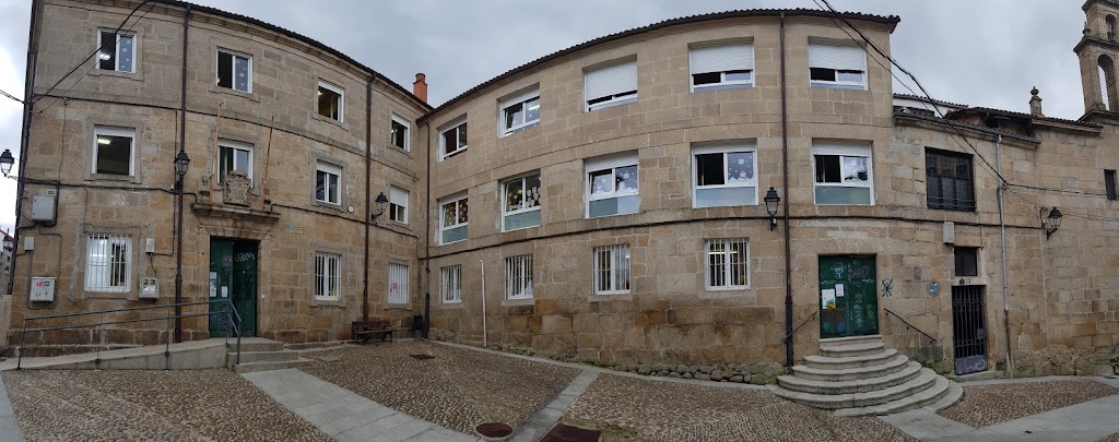 Residencia Xuvenil Florentino Lopez Cuevillas