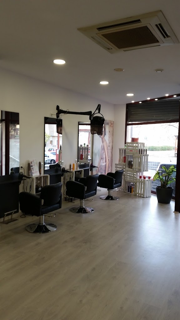 Mari Trenado Peluqueria