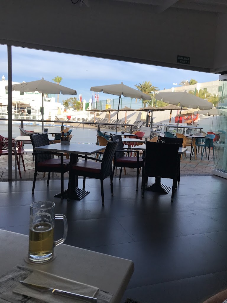 Bailybar Restaurante — Ambiente