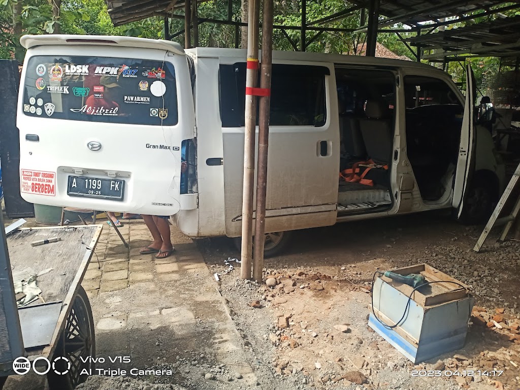 Bengkel Las, Cat & Body Repair
