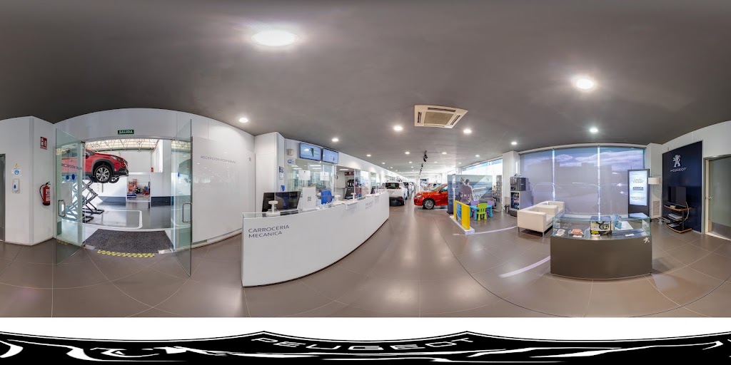 Concesionario Peugeot QUADIS Leonauto — Interior
