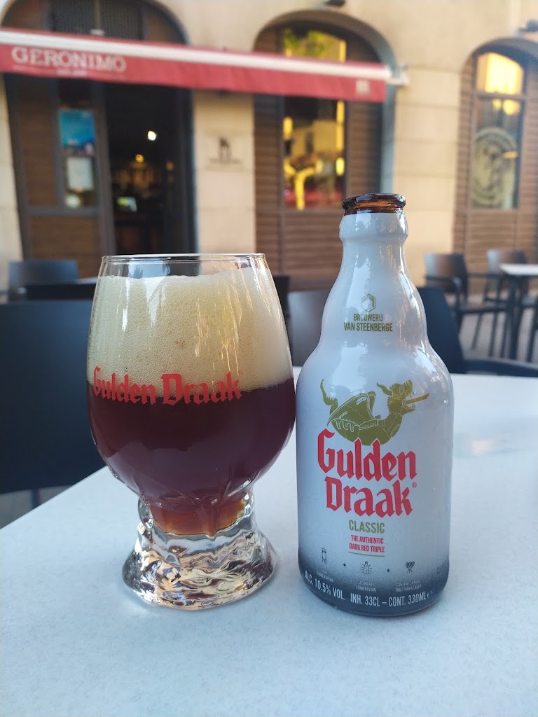 Bar Geronimo — Comida y bebida