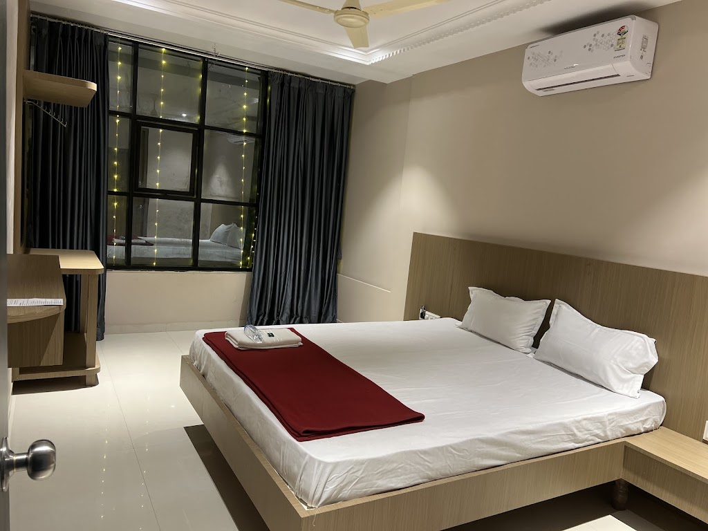 Hotel Yash Palace