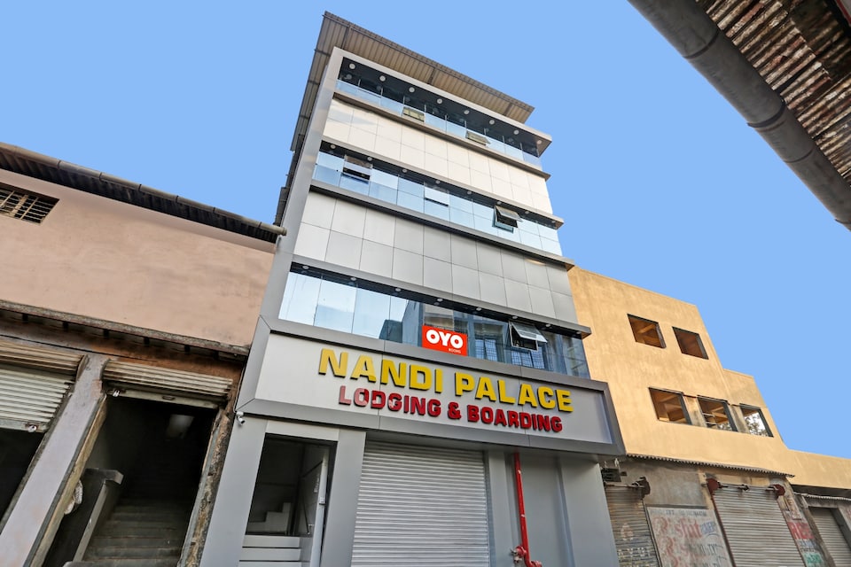 Super Oyo Flagship Nandi Palace Lodging And Boarding