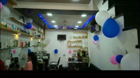 Azad Unisex Salon