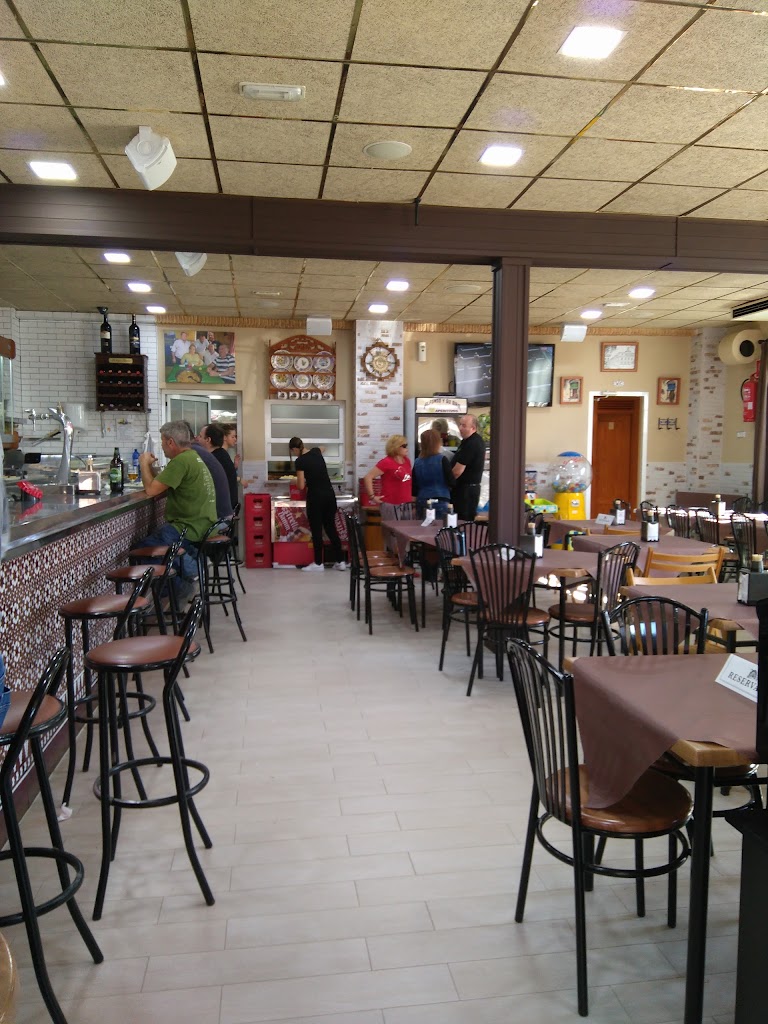 Cerveceria Alfonso y su bar — Ambiente