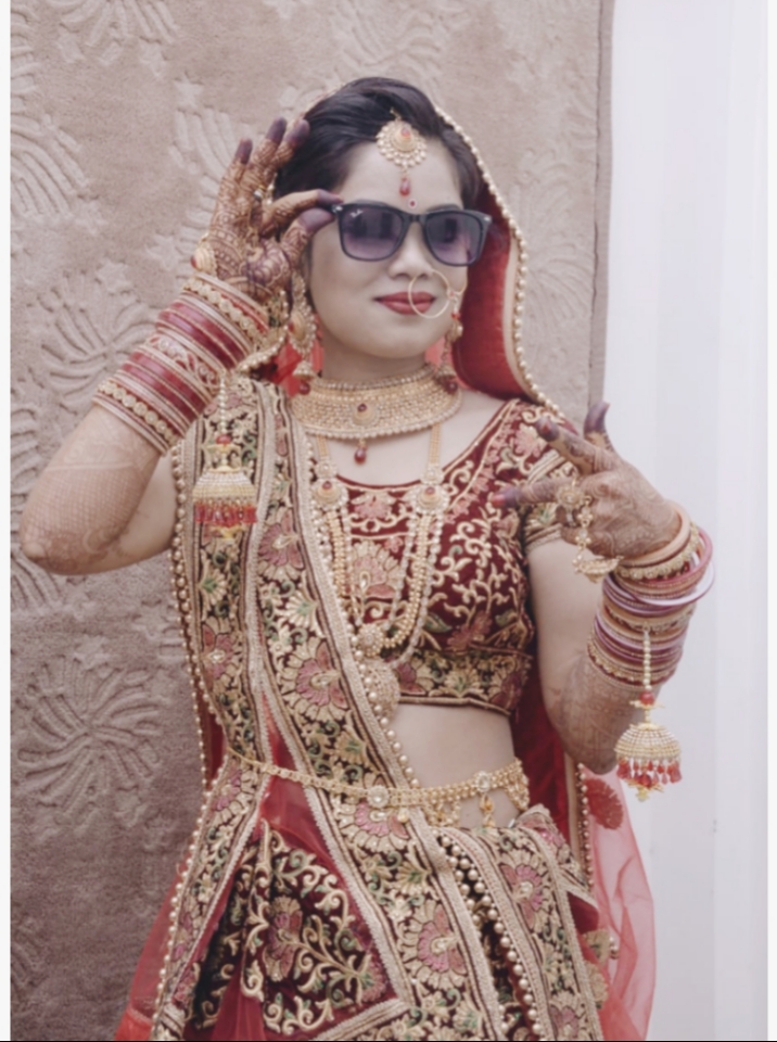 Deepti Beauty Parlour