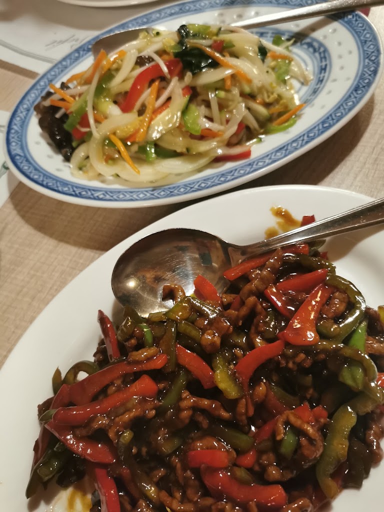 Restaurante Chino Qing Dao — Comida y bebida
