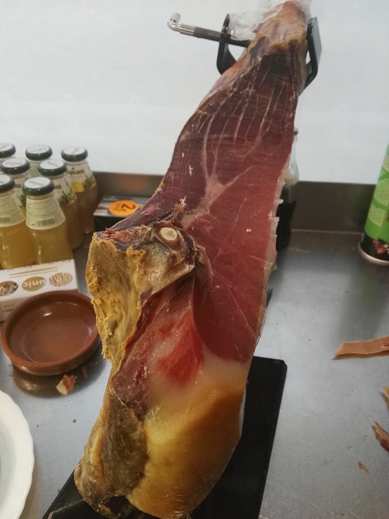 Bar Extremeno Cuenca — Comida y bebida