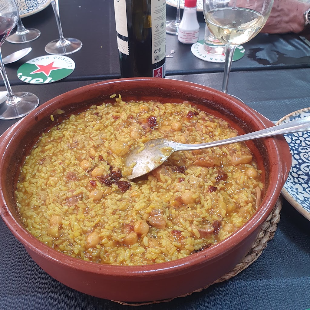 Jocus Cerveceria — Comida y bebida