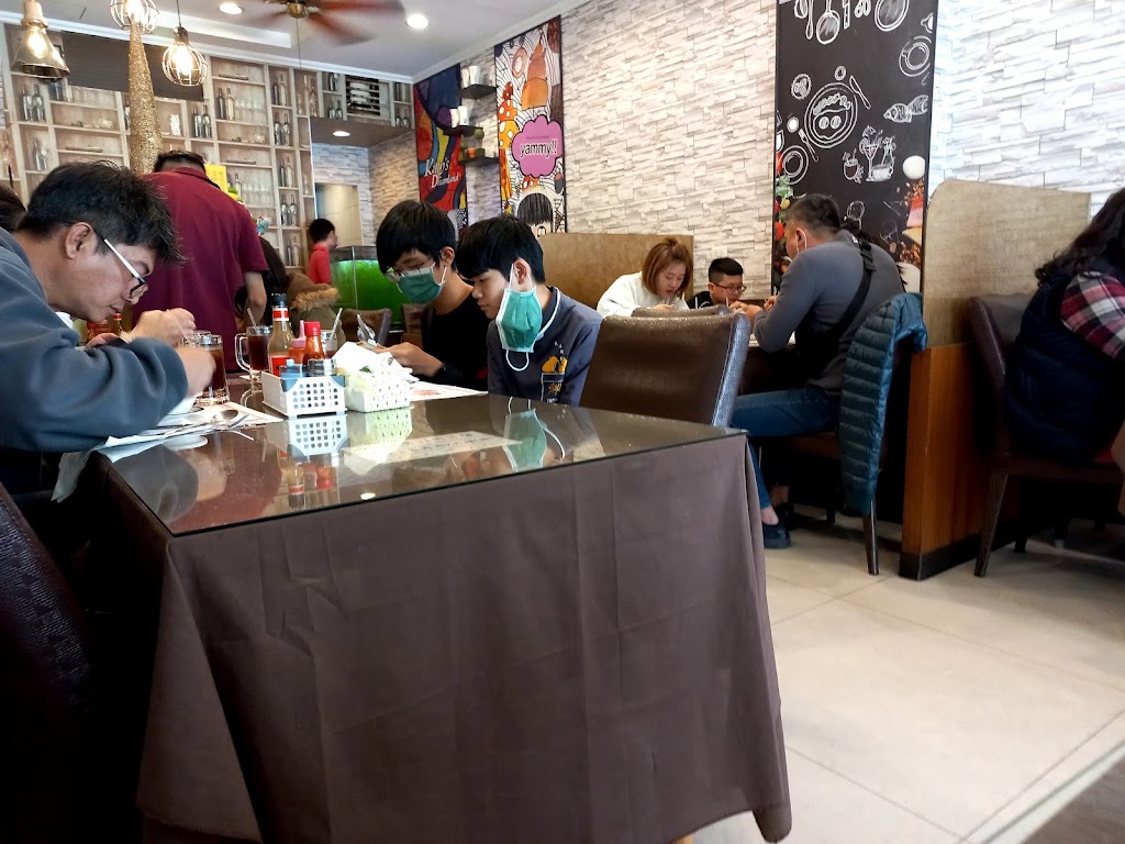 隨緣牛排館 的照片