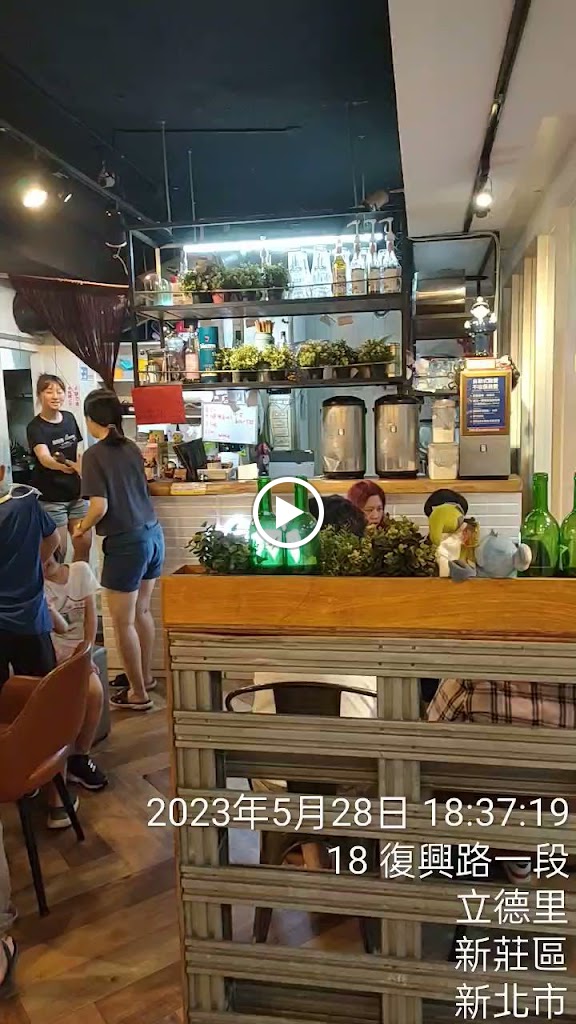 吃茶客 （吃茶咖）重慶烤魚、酸菜魚、正宗川菜熱炒、飲料、咖啡、火鍋、麻辣火鍋）川味休閒事業有限公司 的照片