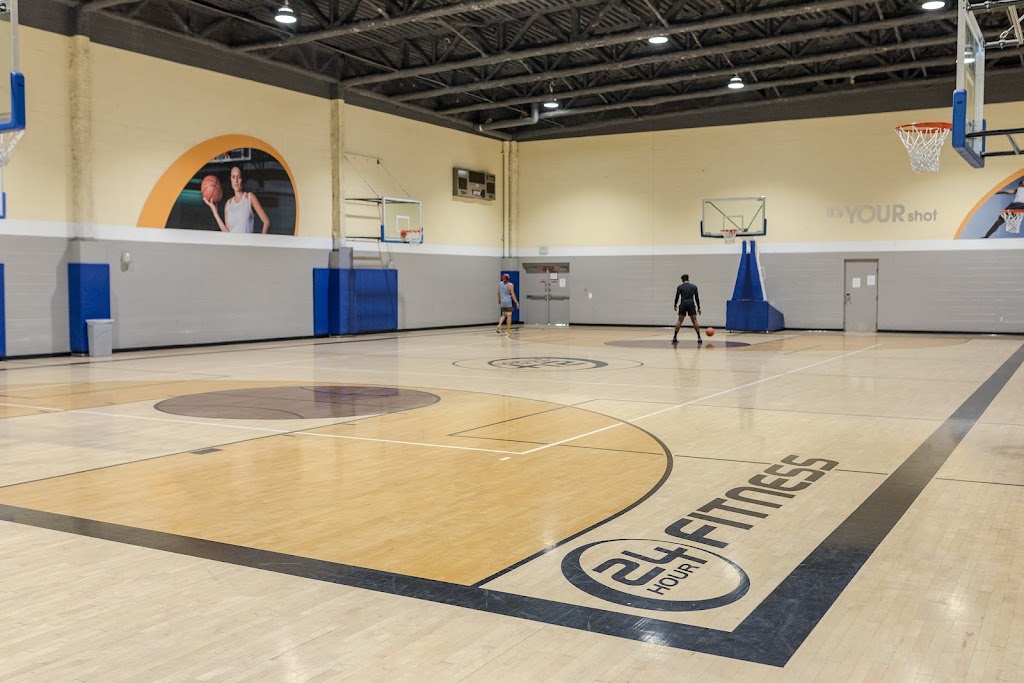  24 Hour Fitness