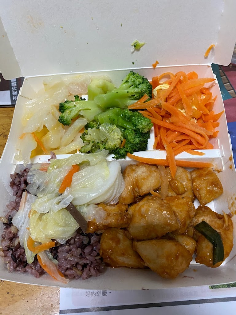 好食在．自助餐（林森店） 的照片