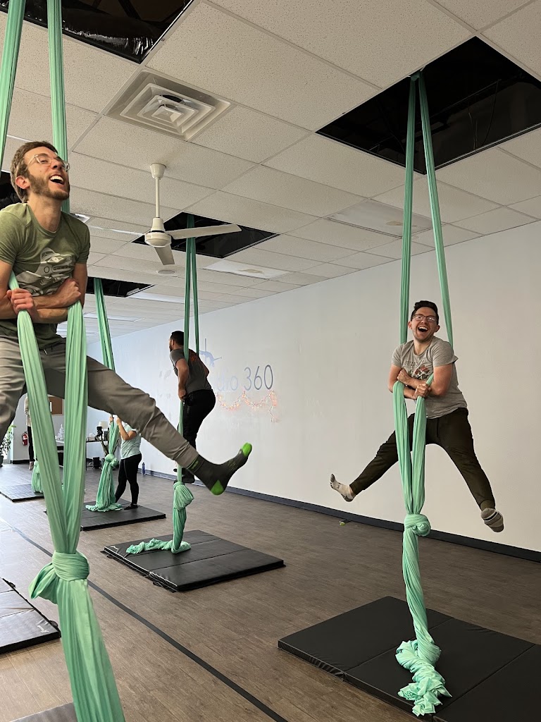  Studio 360 Pole & Dance