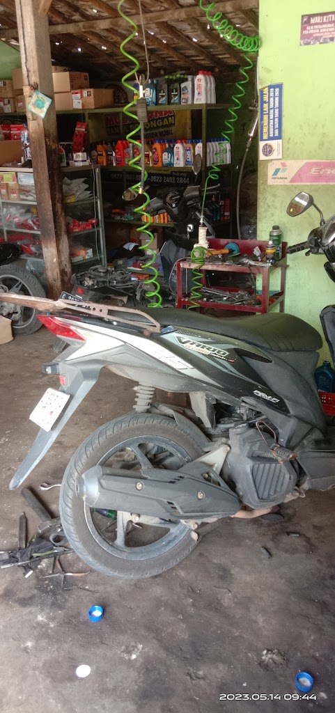BSM "Bengkel Sopan Motor"