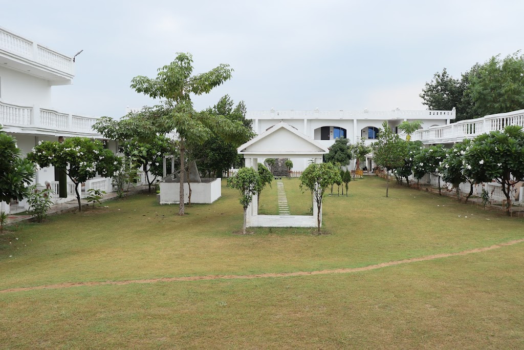 Ganga Village Resort Garh Mukteshwar