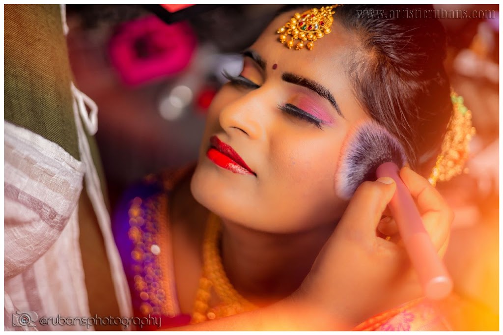 D Makeup Artist Academy