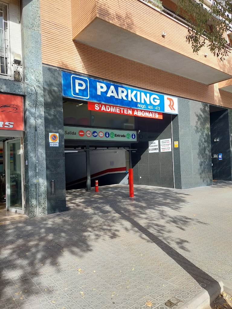 Parking Arago 465