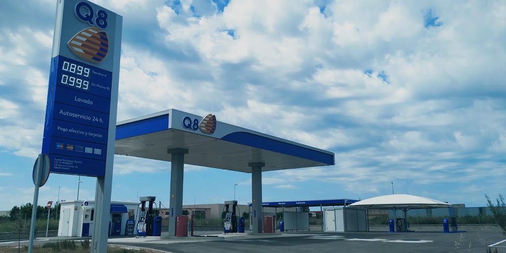 Q8 Gasolinera Gava — Estacion de servicio