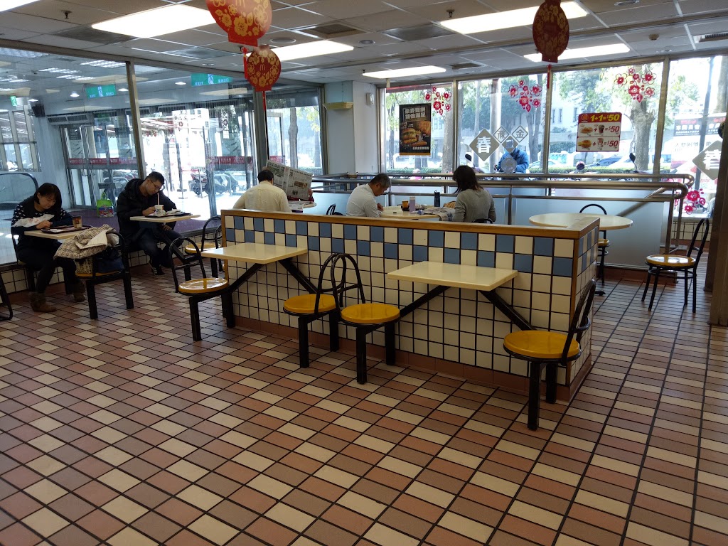 麥當勞 台中大潤發餐廳 的照片